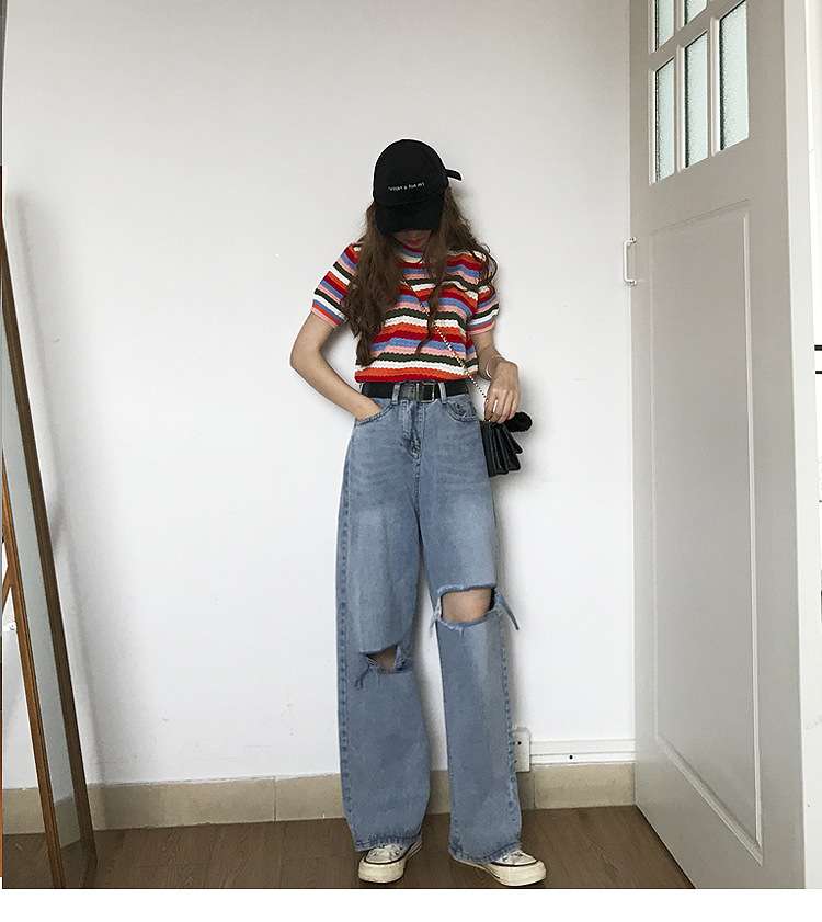 カジュアルコーデ  ゆったりダメージ加工ワイドデニムパンツ