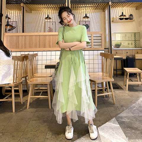 カジュアルコーデ  チュールレイヤード半袖マキシワンピース