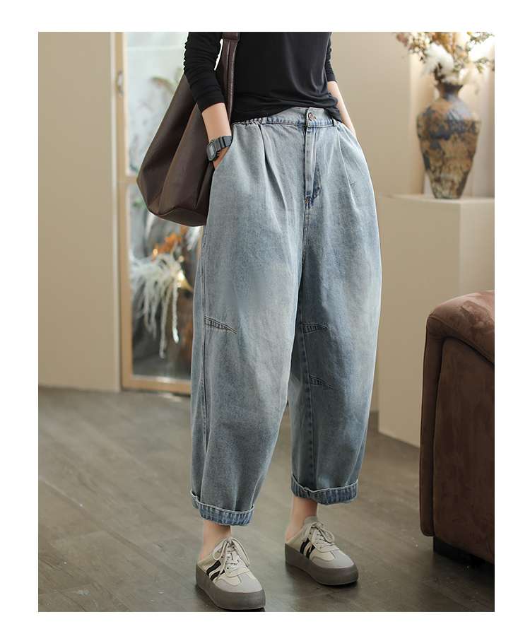 カジュアルコーデ  ゆったりバルーンシルエットデニムパンツ