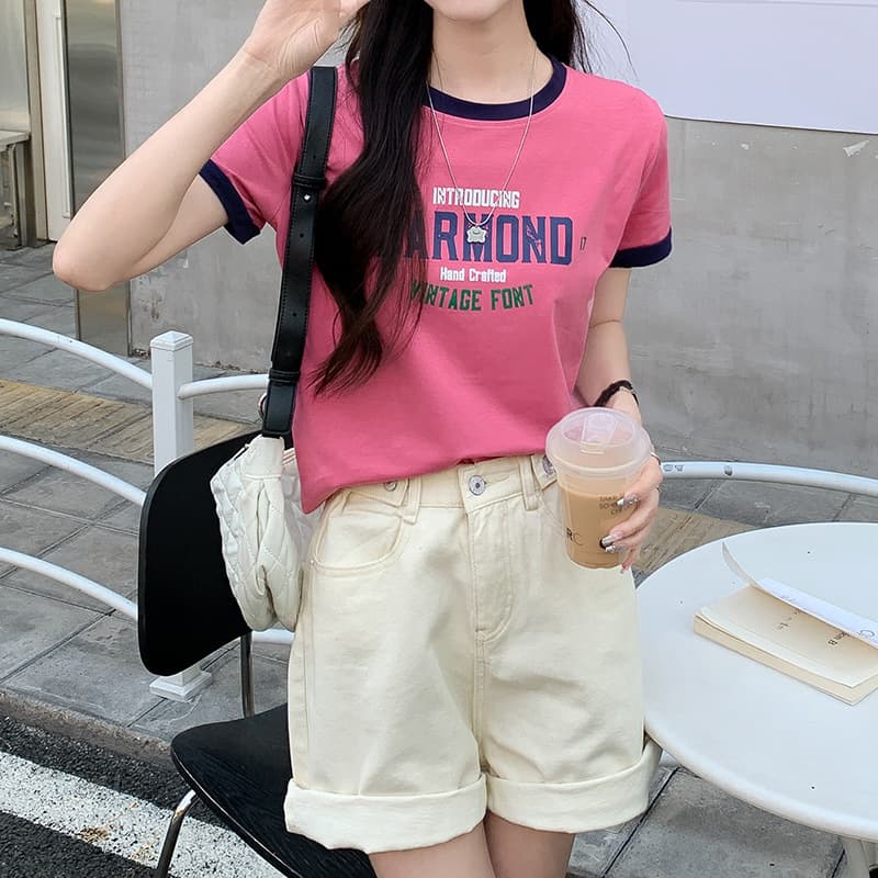 カジュアルコーデ レトロプリント リンガー半袖Tシャツ