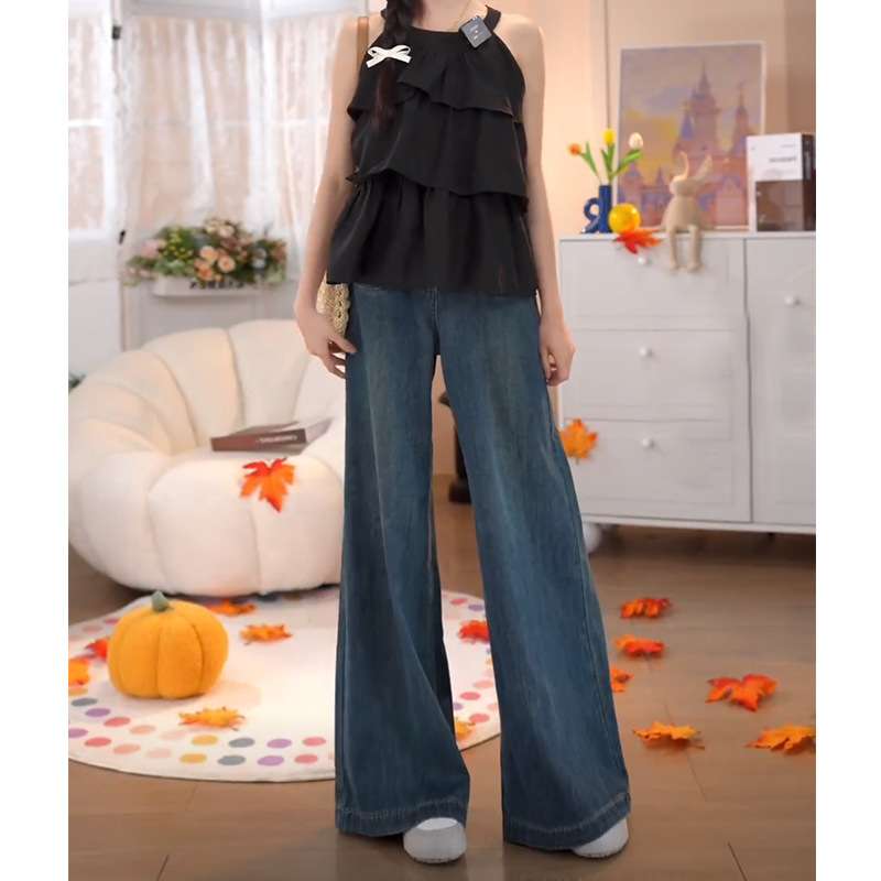 カジュアルコーデ  ワイドレッグデニムパンツ 秋冬カジュアル