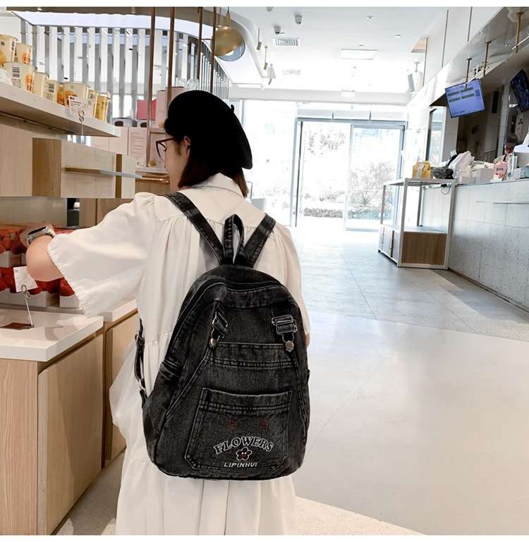 カジュアルコーデ  デニム風リュック ヴィンテージ風カジュアルバッグ