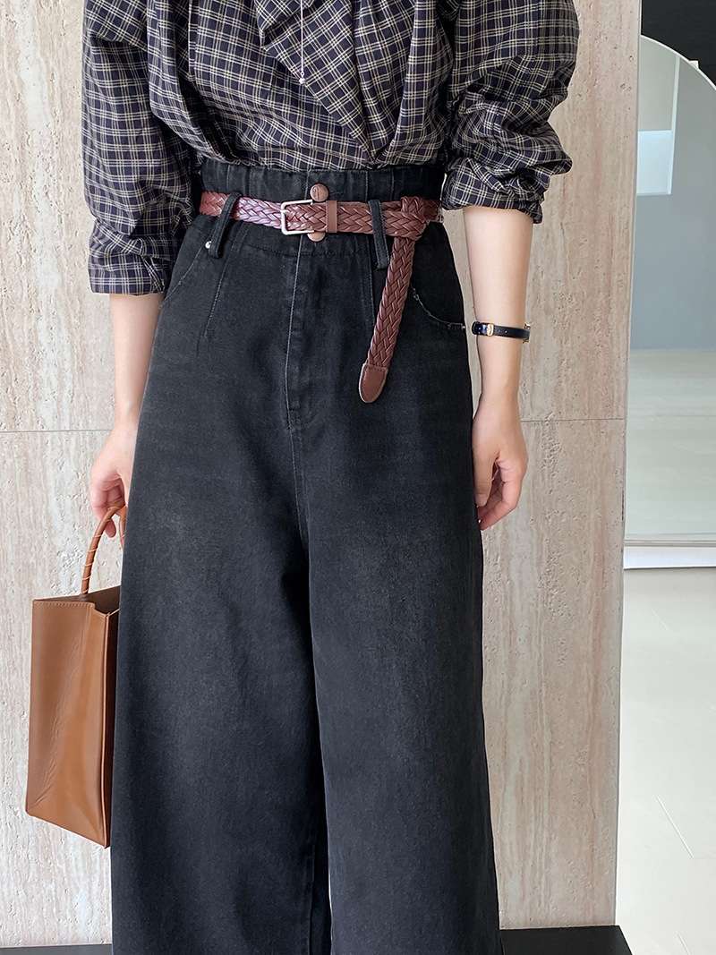 カジュアルコーデ  ワイドデニムパンツ ロング丈 ストレート