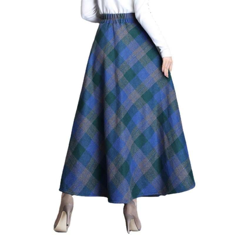 カジュアルコーデ  チェック柄ロングフレアスカート