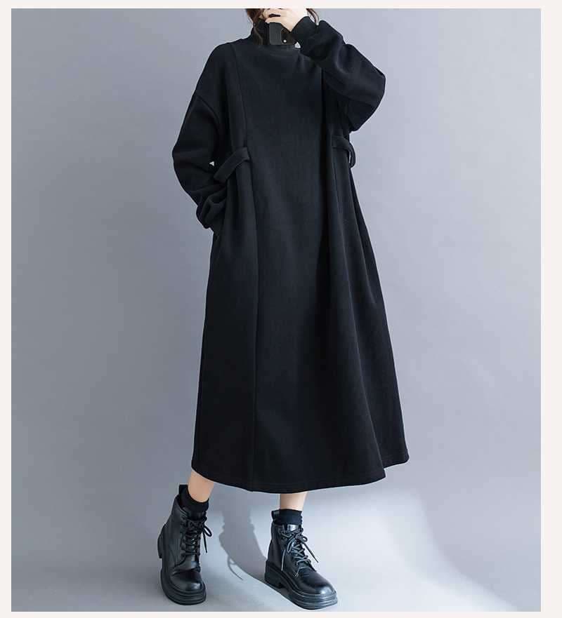 カジュアルコーデ  ゆったりロングワンピース ハイネック