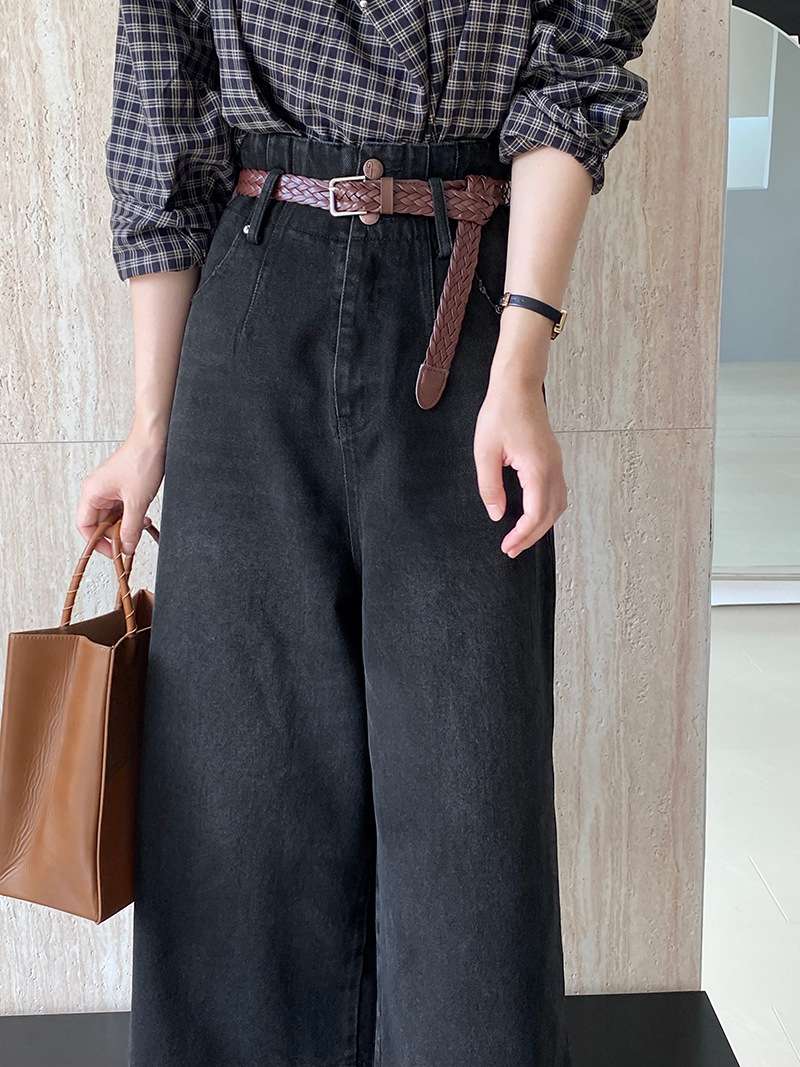 カジュアルコーデ  ワイドデニムパンツ ロング丈 ストレート