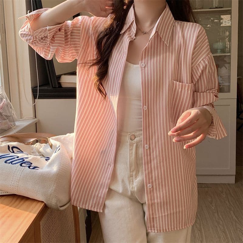 カジュアルコーデ カジュアルコーデ 爽やか縦縞オーバーサイズシャツ