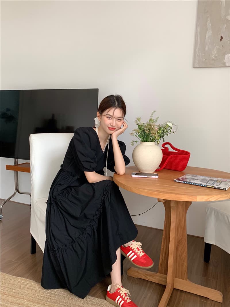 カジュアルコーデ 夏向け ティアードフレア ロングワンピース 韓国風