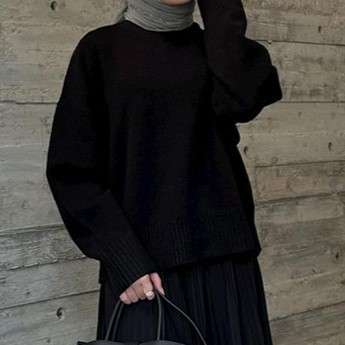 カジュアルコーデ  ゆったりオーバーサイズニットセーター