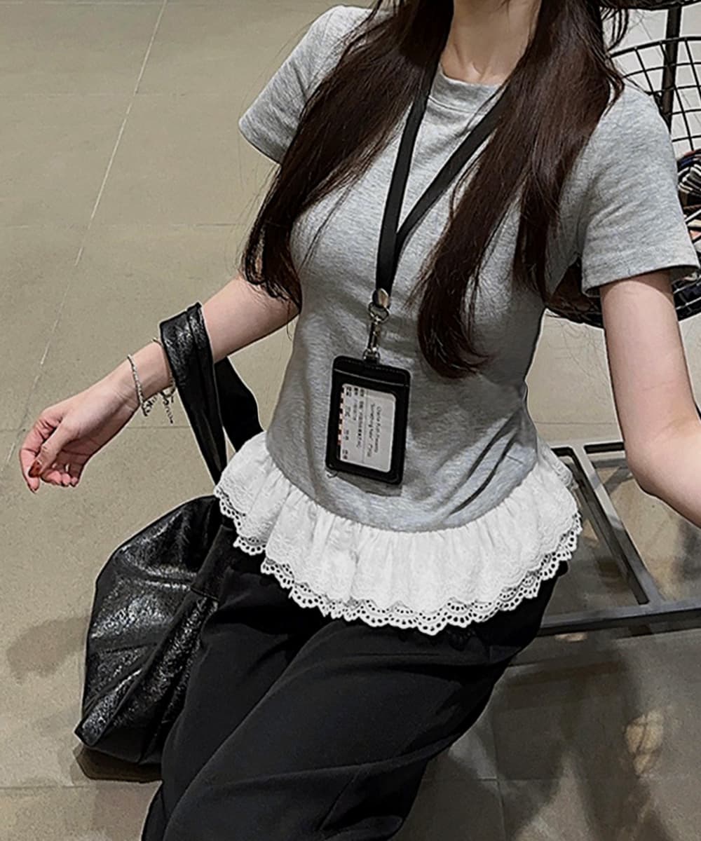 カジュアルコーデ 裾レース切替 半袖トップス カジュアル夏服