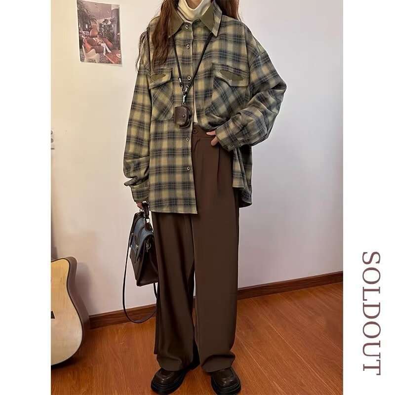 カジュアルコーデ  オーバーサイズチェック柄シャツ