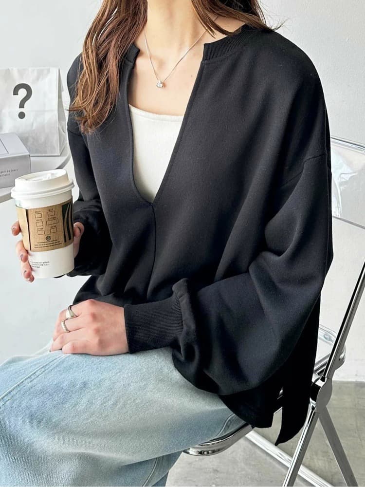 カジュアルコーデ 女性用ブイネック長袖スウェット ゆったりシルエット無地トップス