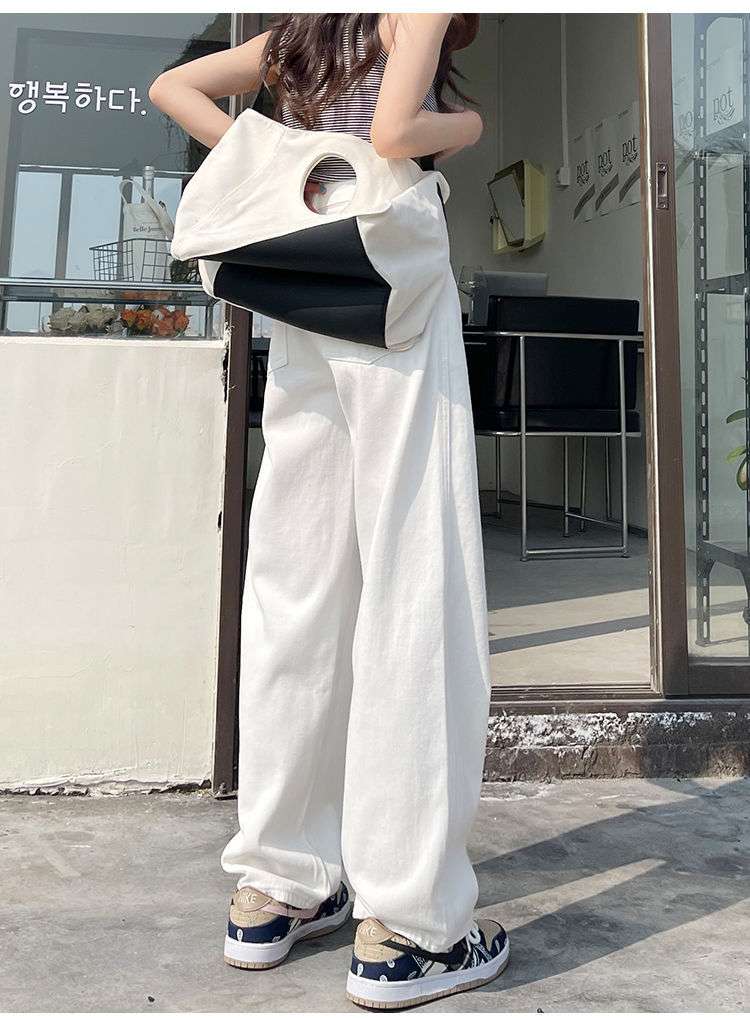カジュアルコーデ  ゆったりハイウエストストレートパンツ