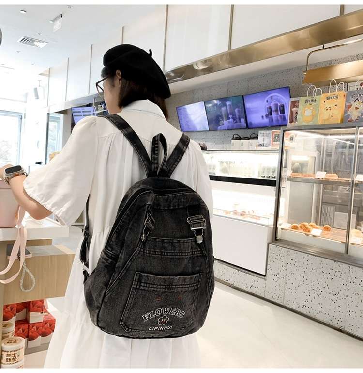カジュアルコーデ  デニム風リュック ヴィンテージ風カジュアルバッグ