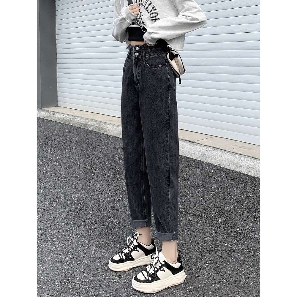 カジュアルコーデ  ハイウエストストレートデニムパンツ