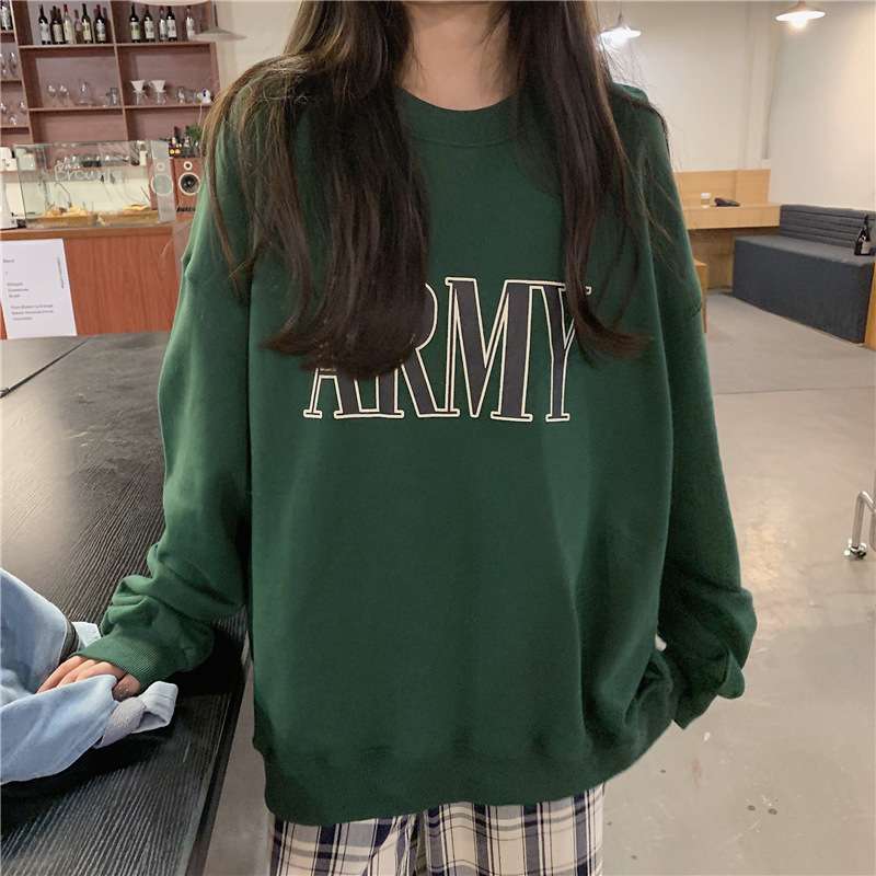 カジュアルコーデ  ARMYロゴオーバーサイズスウェット