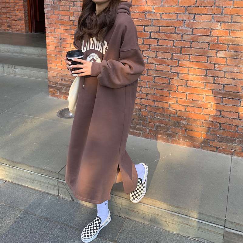 カジュアルコーデ ゆったりパーカーワンピース