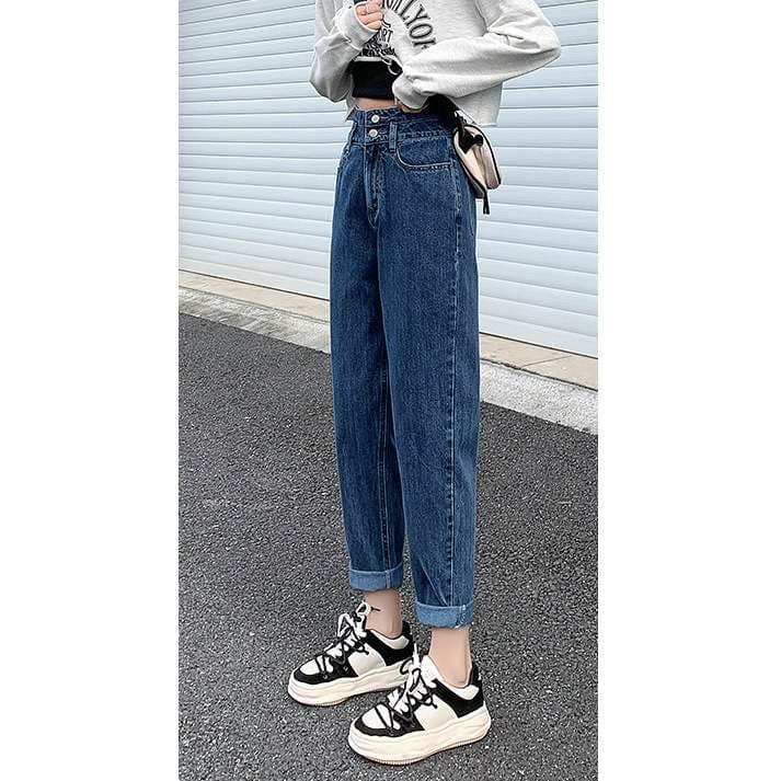 カジュアルコーデ  ハイウエストストレートデニムパンツ
