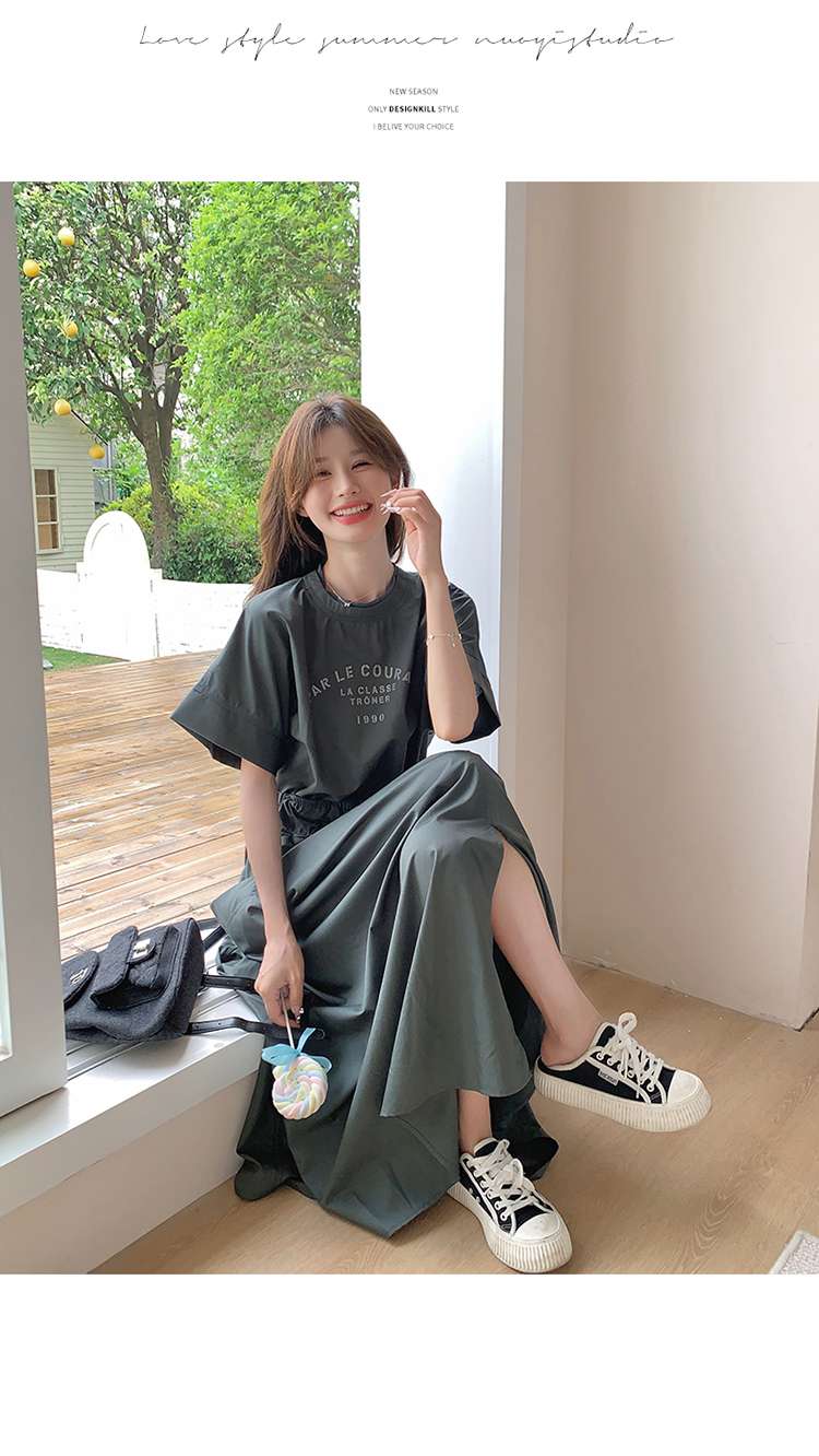 カジュアルコーデ  ゆったりカジュアルロングワンピース