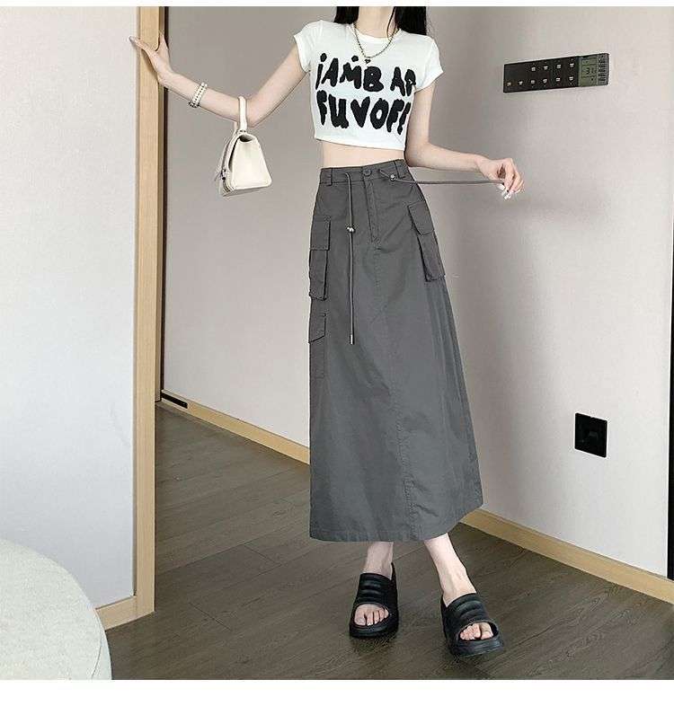 カジュアルコーデ  カーゴポケット付きロングマキシスカート