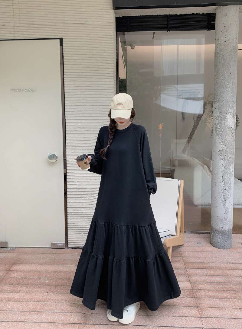 カジュアルコーデ ティアードロングワンピース