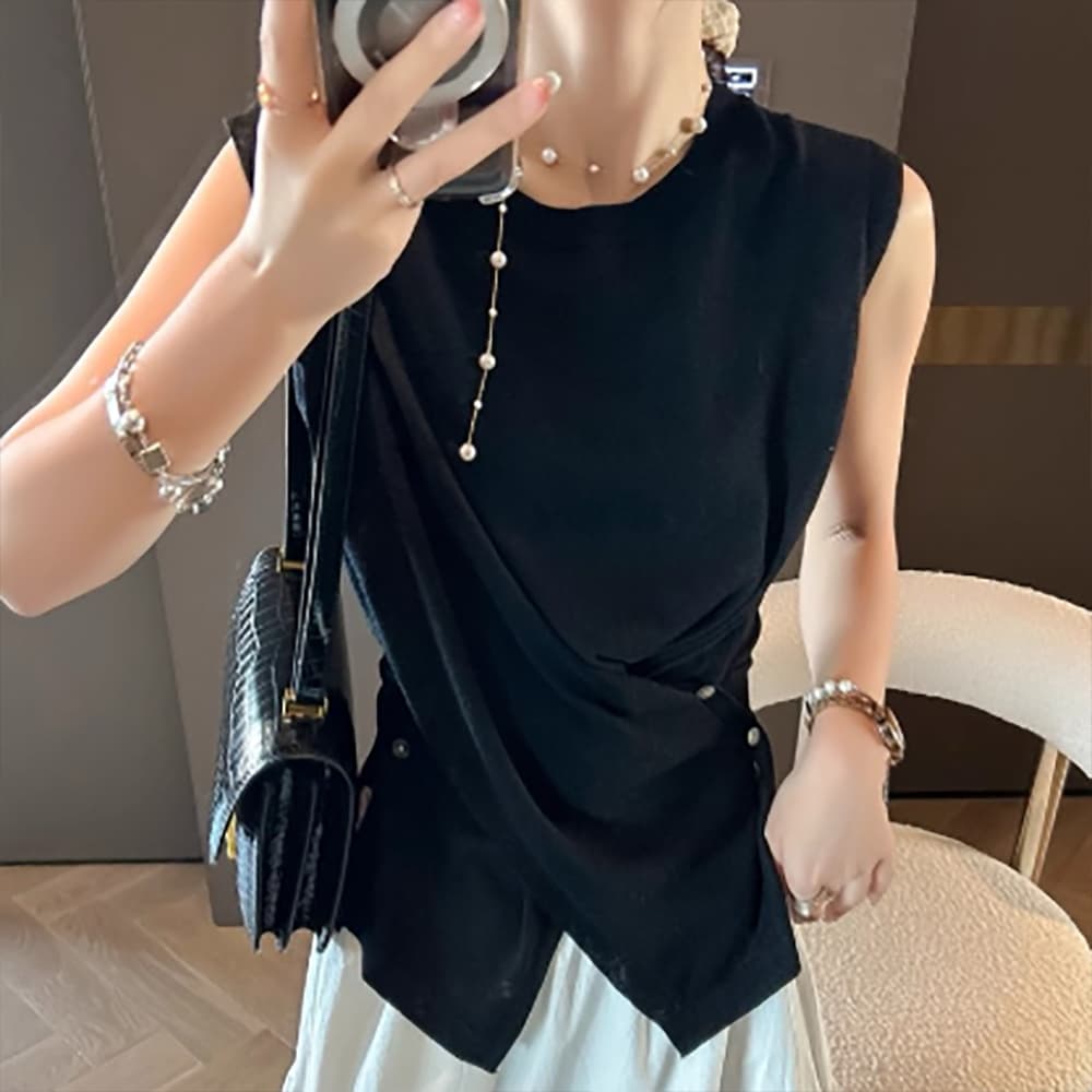 カジュアルコーデ ニットトップス袖なし薄手重ね着きれいめ