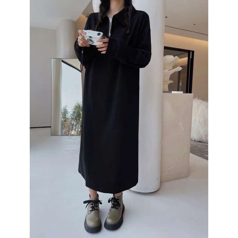 カジュアルコーデ  ゆったりジップアップロングワンピース
