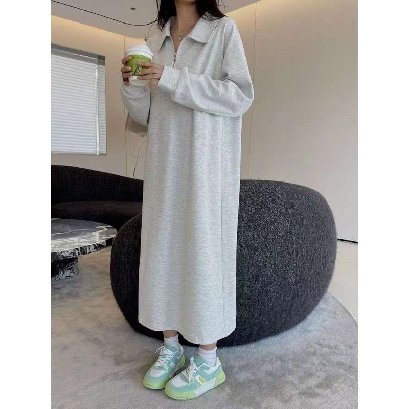 カジュアルコーデ  ゆったりジップアップロングワンピース
