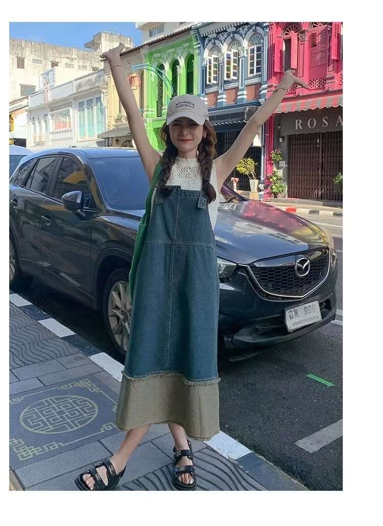 カジュアルコーデ  切り替えデニムジャンパースカート