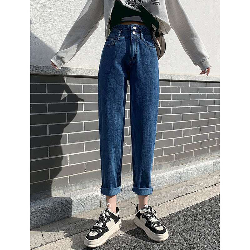 カジュアルコーデ  ハイウエストストレートデニムパンツ