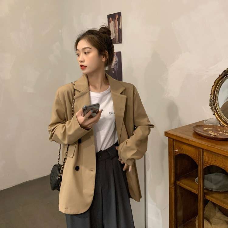 カジュアルコーデ  オーバーサイズダブルブレストジャケット