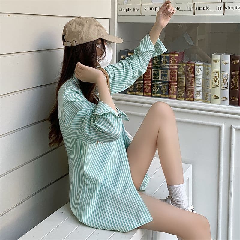 カジュアルコーデ カジュアルコーデ 爽やか縦縞オーバーサイズシャツ