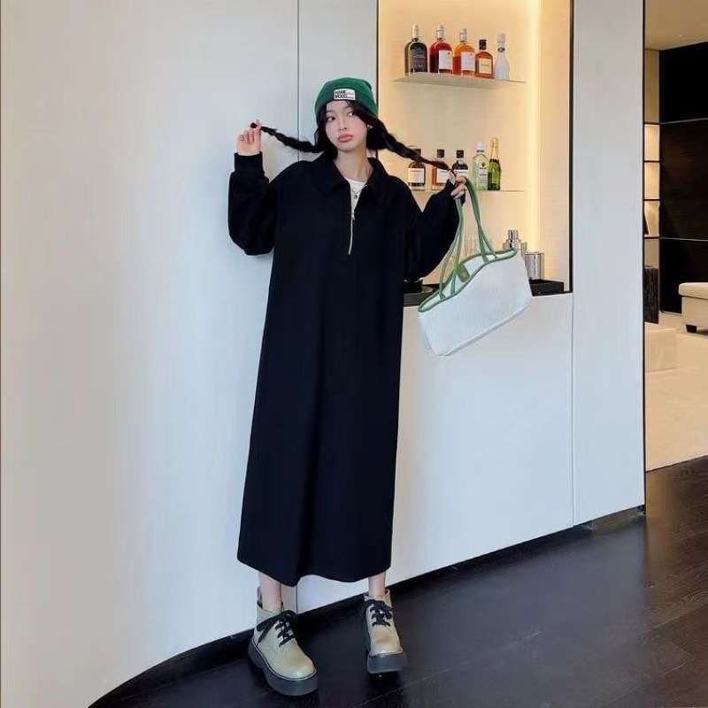 カジュアルコーデ  ゆったりジップアップロングワンピース