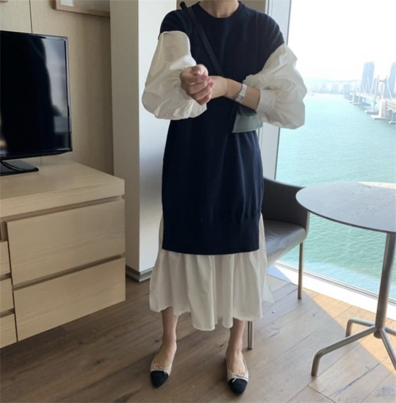 カジュアルコーデ 秋冬 配色切替 ラウンドネック ロングワンピース