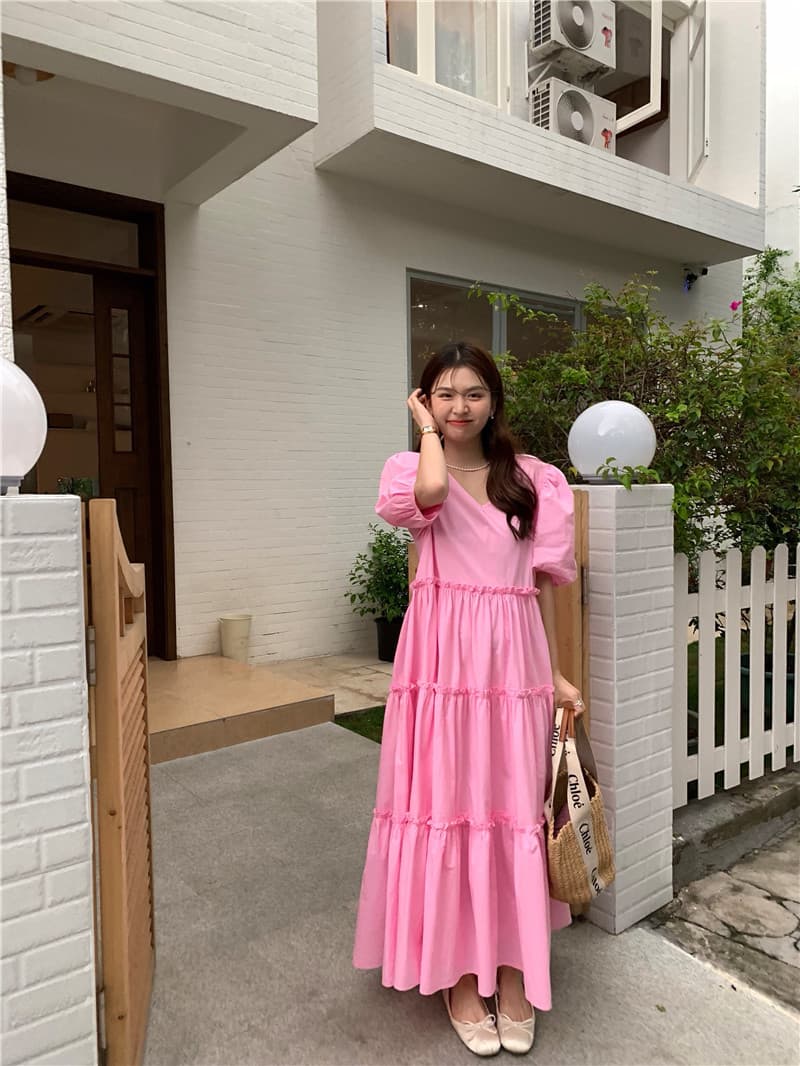 カジュアルコーデ 夏向け ティアードフレア ロングワンピース 韓国風