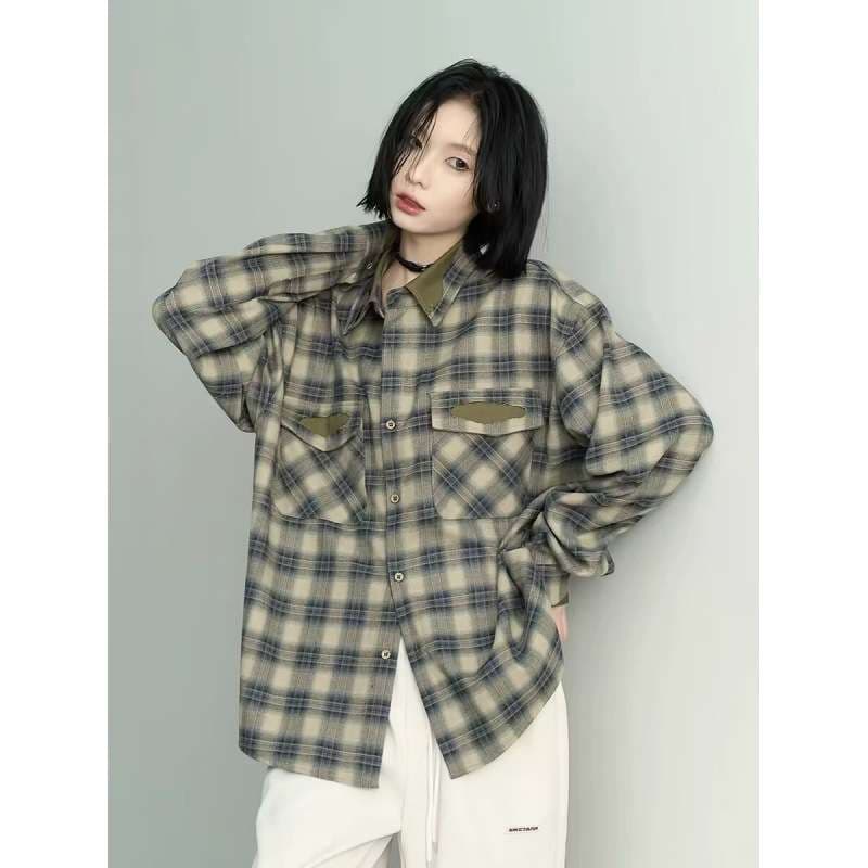 カジュアルコーデ  オーバーサイズチェック柄シャツ
