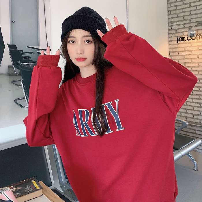 カジュアルコーデ  ARMYロゴオーバーサイズスウェット