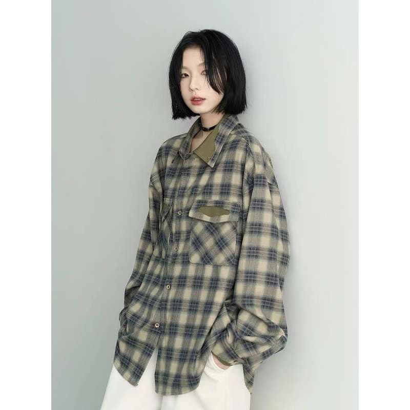 カジュアルコーデ  オーバーサイズチェック柄シャツ