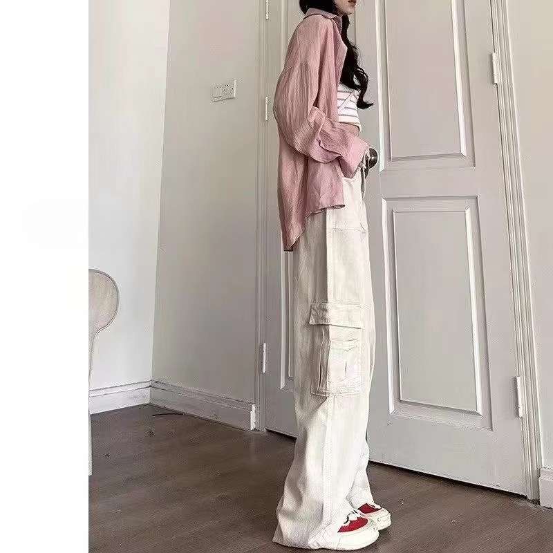 カジュアルコーデ  ワイドレッグカーゴパンツ