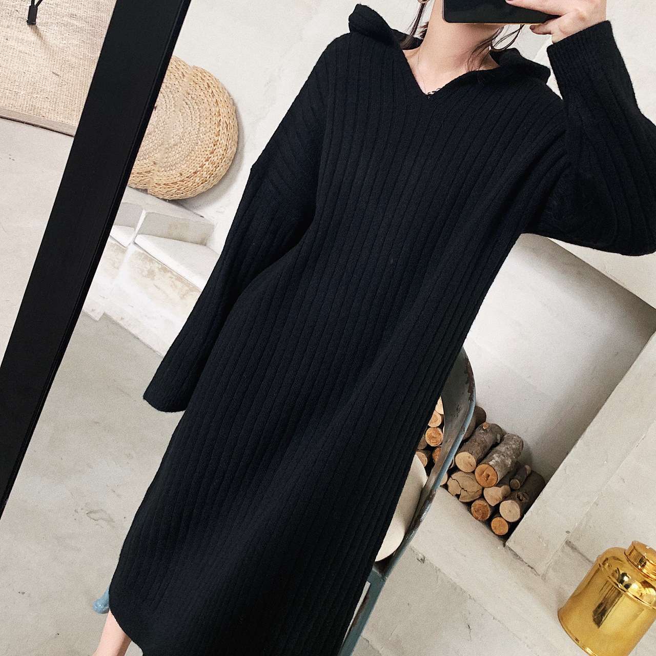 カジュアルコーデ  リブニットロングワンピース