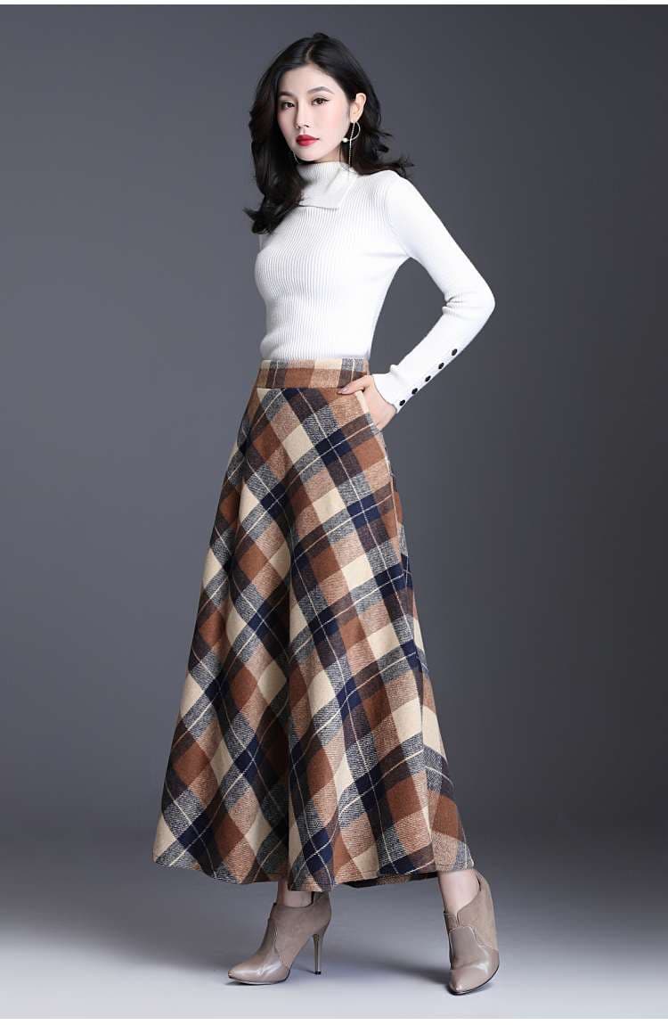 カジュアルコーデ  チェック柄ロングフレアスカート