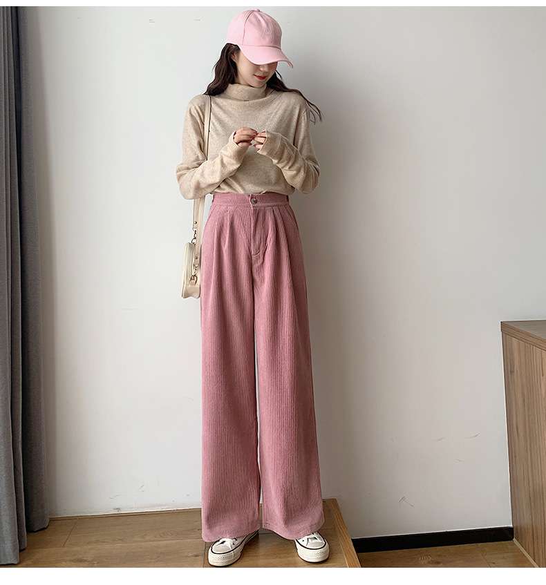 カジュアルコーデ  コーデュロイワイドストレートパンツ
