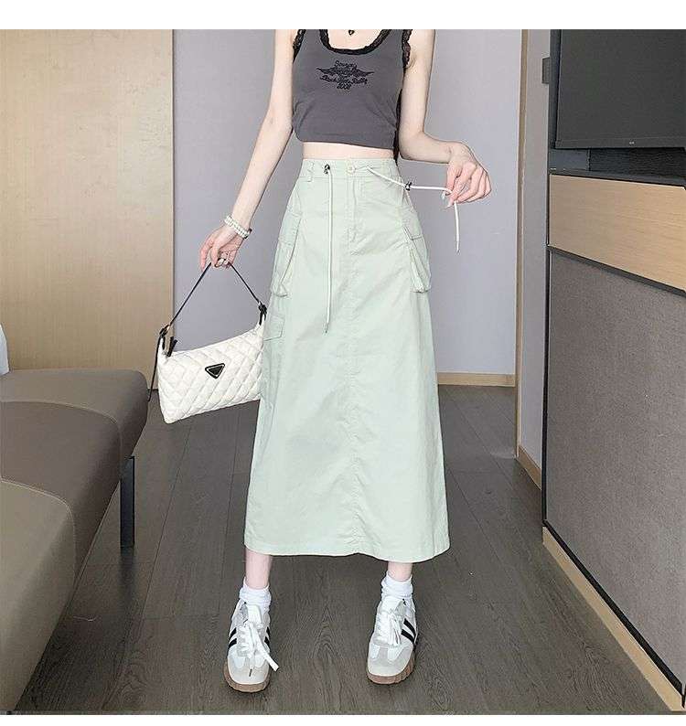 カジュアルコーデ  カーゴポケット付きロングマキシスカート