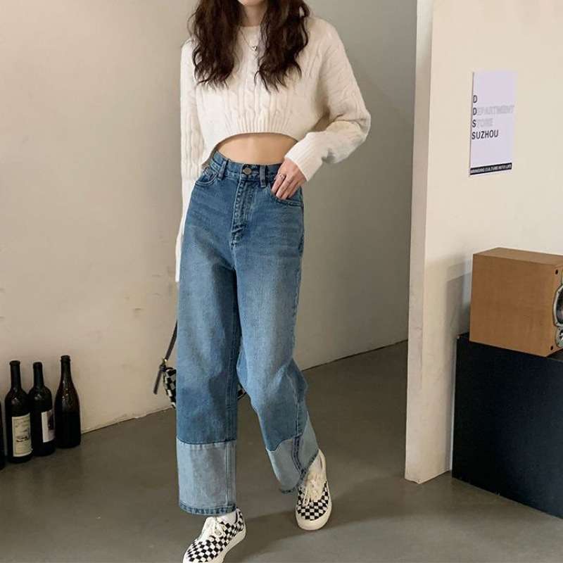 カジュアルコーデ  裾切り替えワイドデニムパンツ