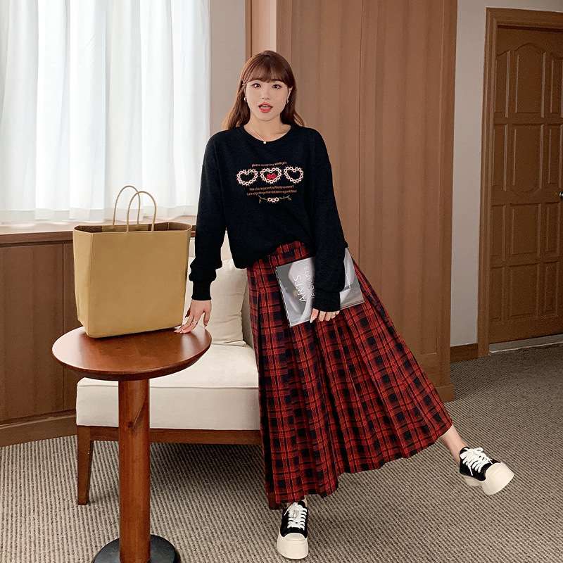 カジュアルコーデ  レトロチェック柄プリーツロングスカート