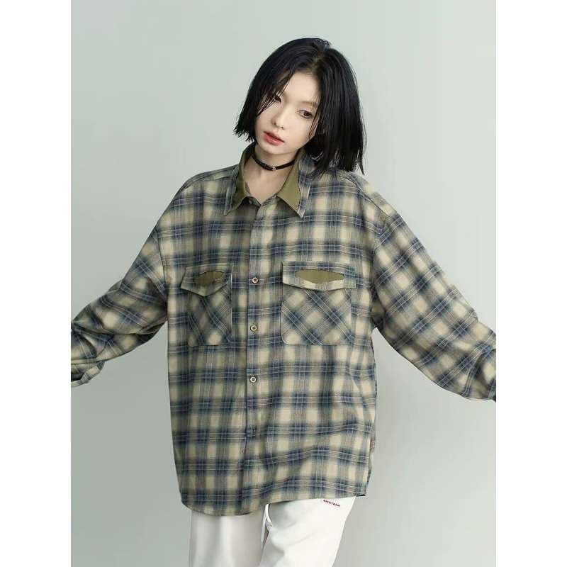 カジュアルコーデ  オーバーサイズチェック柄シャツ