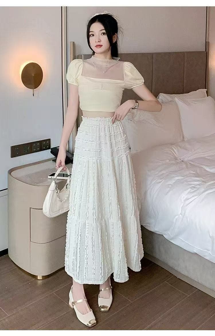 カジュアルコーデ ふんわりシャーリングロングスカート