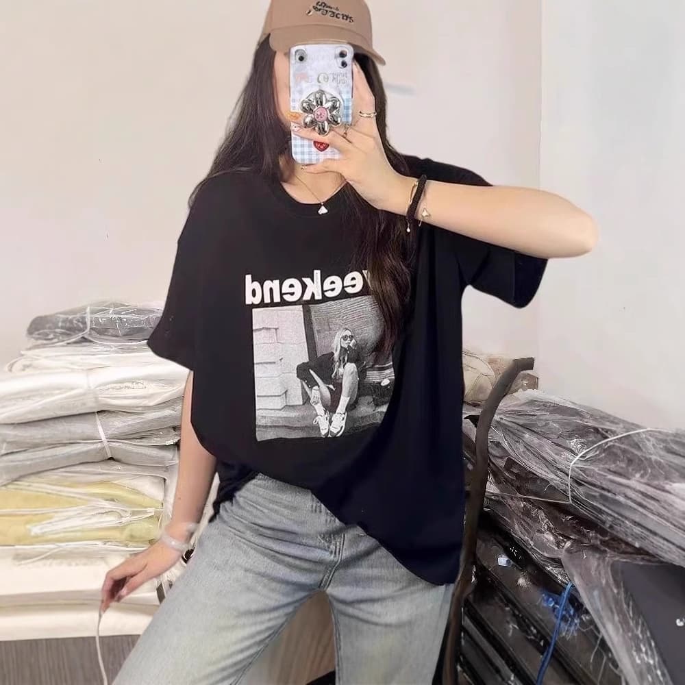 カジュアルコーデ フォトプリント半袖Tシャツ