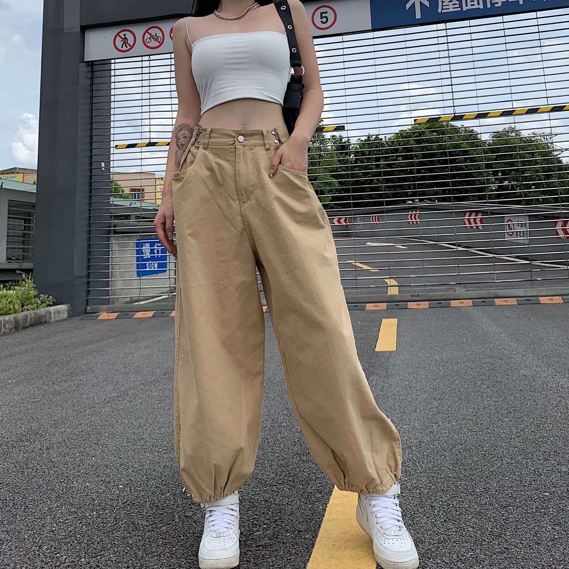 カジュアルコーデ ワイドシルエットバルーンカーゴパンツ