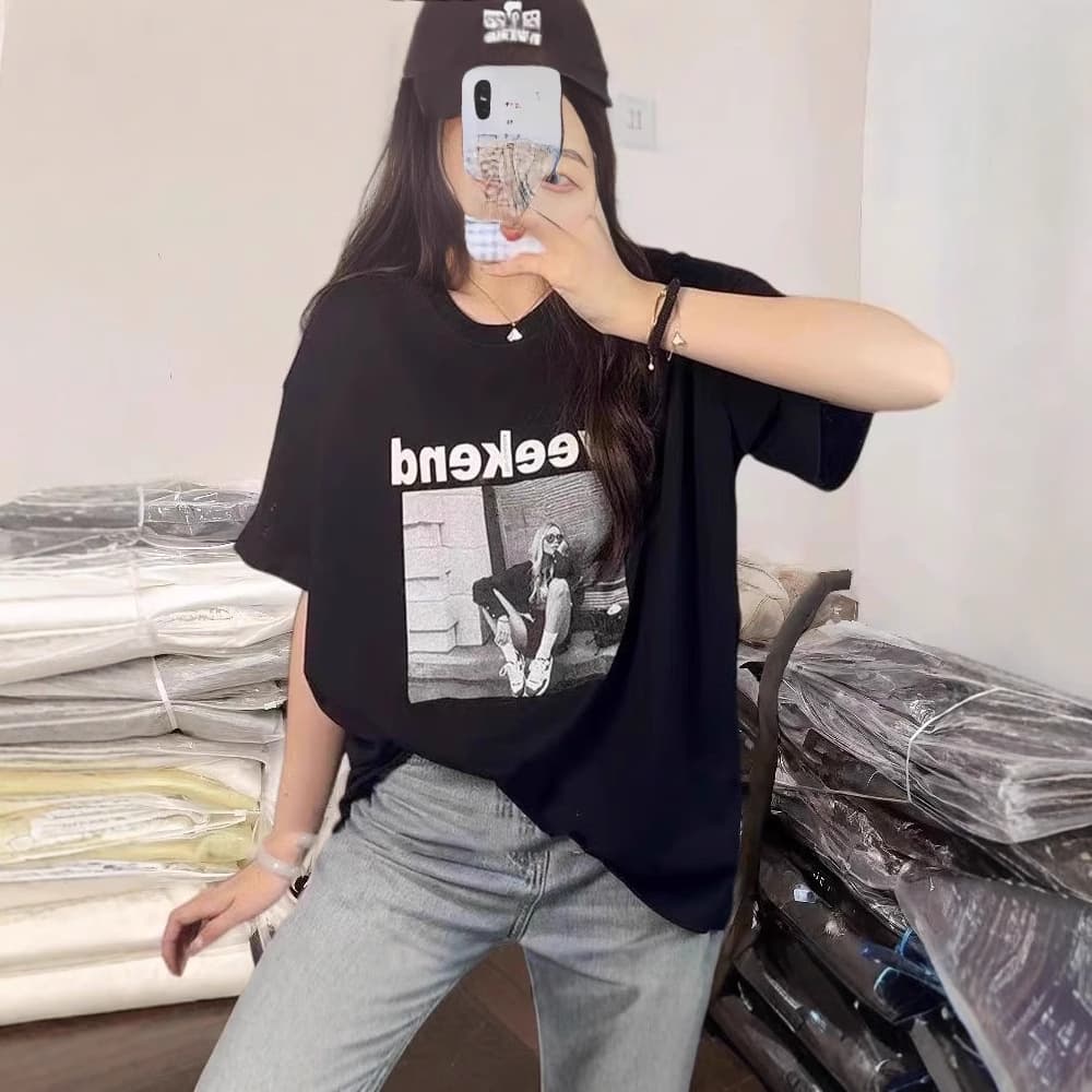 カジュアルコーデ フォトプリント半袖Tシャツ
